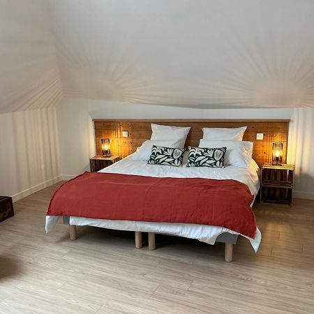 Le Couleau Bed & Breakfast Chateauroux-les-Alpes Екстериор снимка