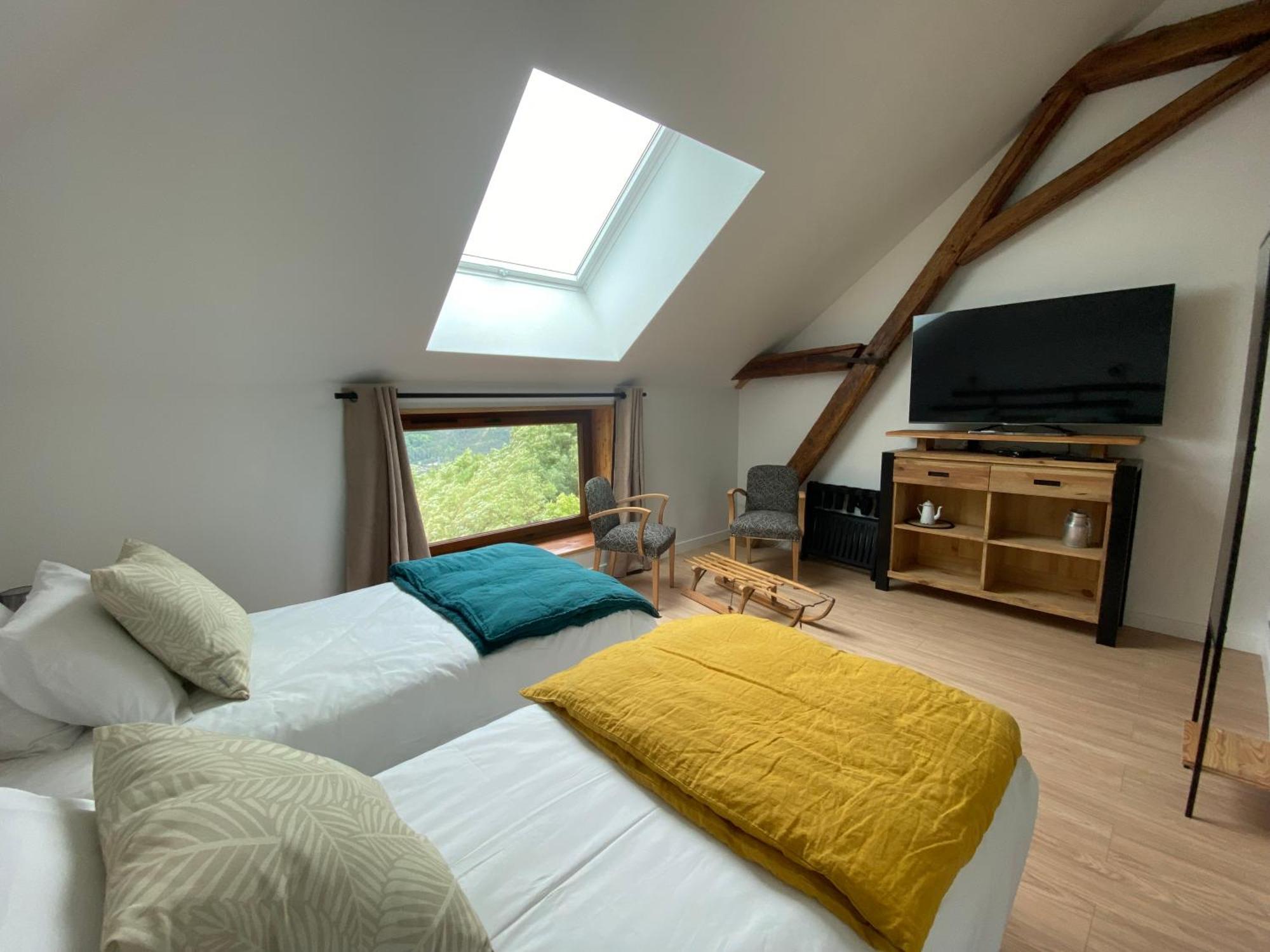 Le Couleau Bed & Breakfast Chateauroux-les-Alpes Екстериор снимка