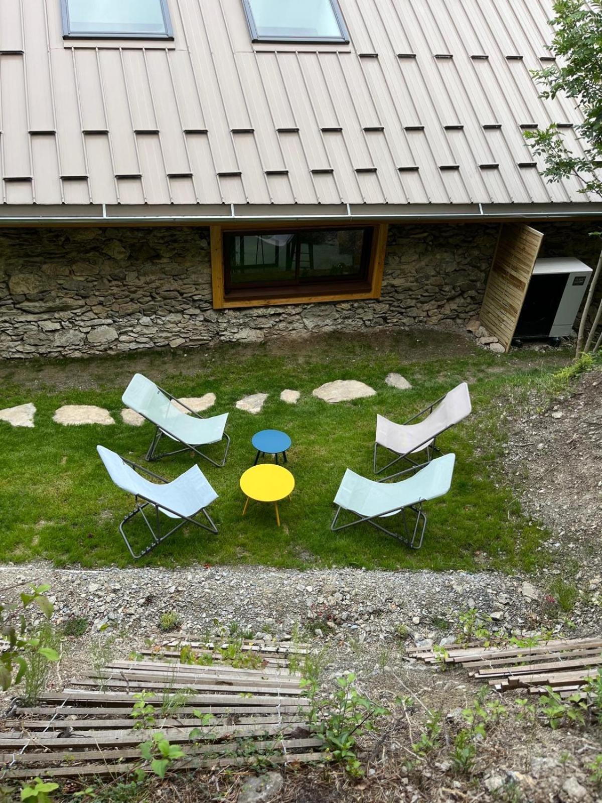 Le Couleau Bed & Breakfast Chateauroux-les-Alpes Екстериор снимка