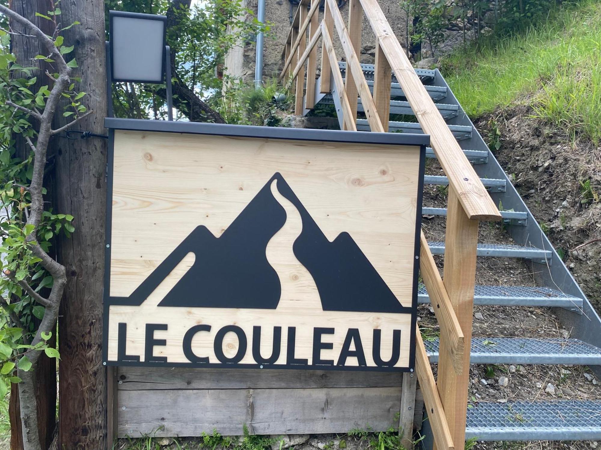 Le Couleau Bed & Breakfast Chateauroux-les-Alpes Екстериор снимка