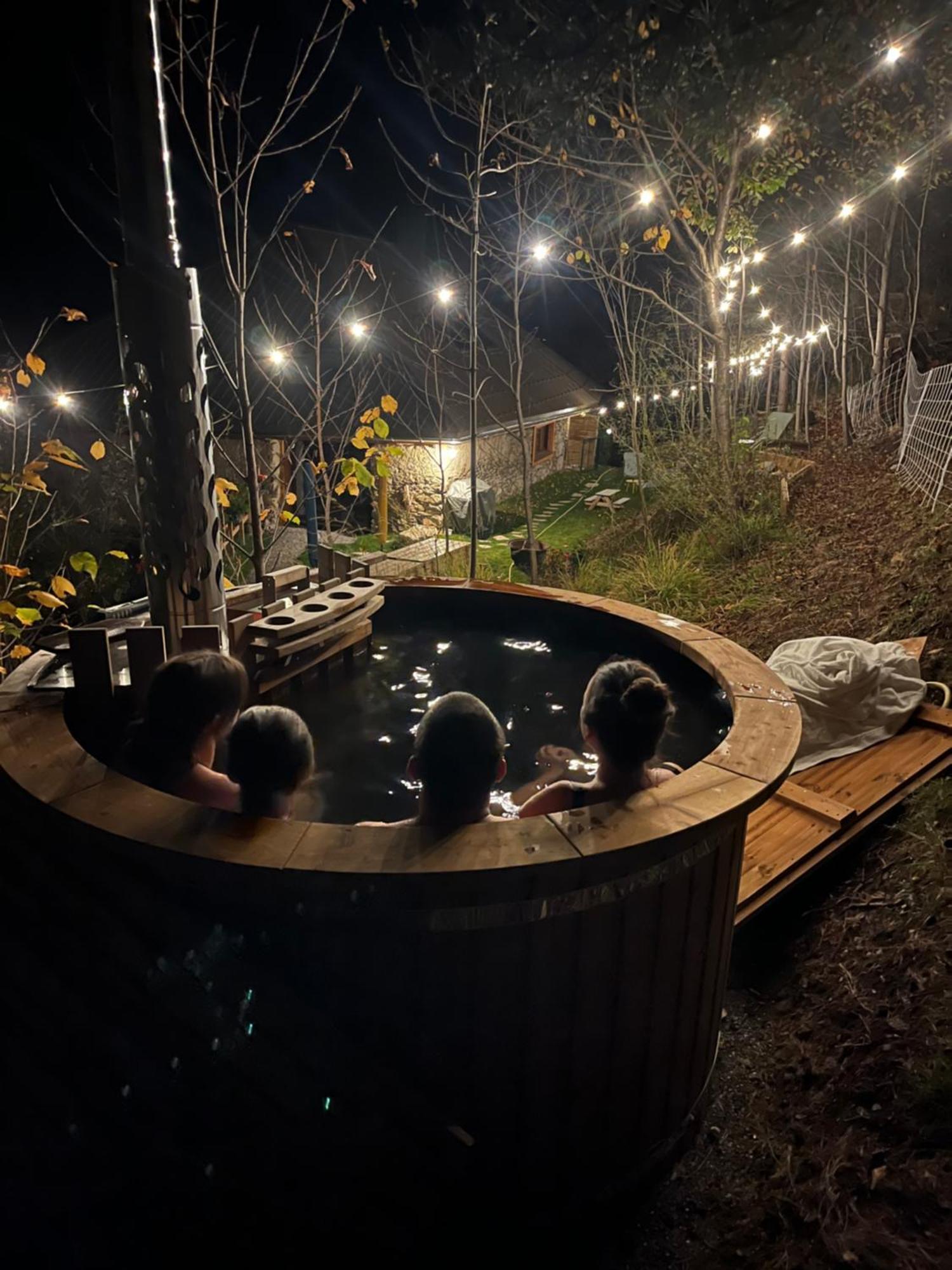 Le Couleau Bed & Breakfast Chateauroux-les-Alpes Екстериор снимка